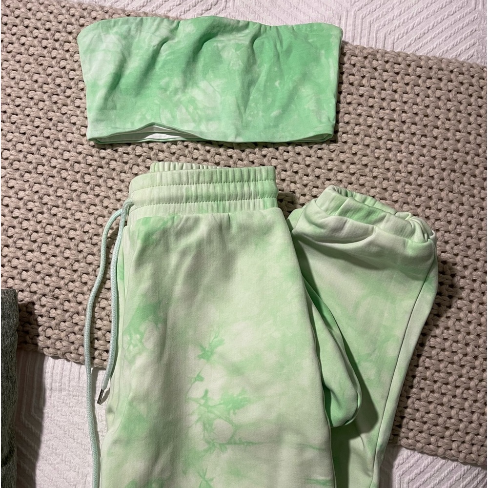 Tiger mist jogger set